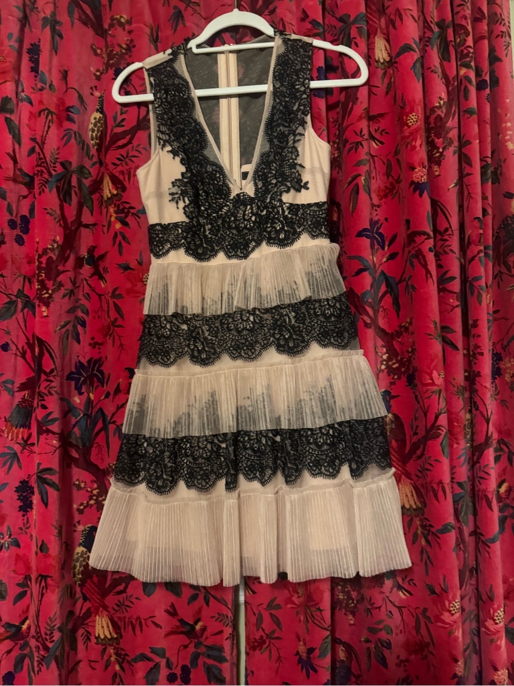 BCBGMaxAzria Ivory Dress with Black Lace Tiering